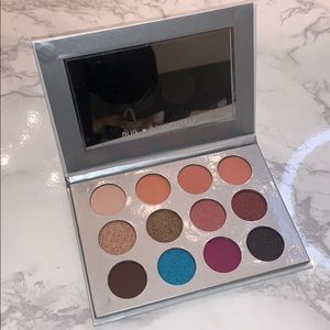 Boxy Charm x PUR eyeshadow palette